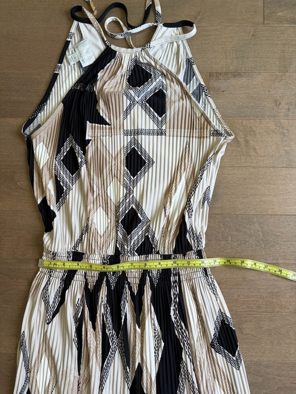 Donna Morgan Black and Cream Geometric Halter Maxi Dress - Picture 4 of 5